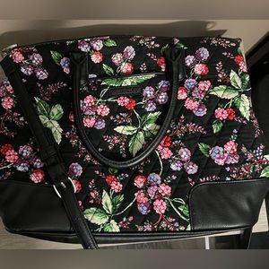 Vera Bradley Day Off Satchel Winter Berry